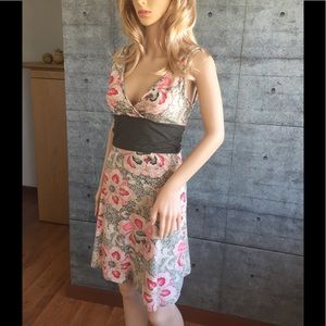 Patagonia V neck faux wrap printed dress. S. EUC.